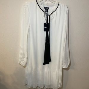 DKNY brand new white and black long sleeve dress size 12